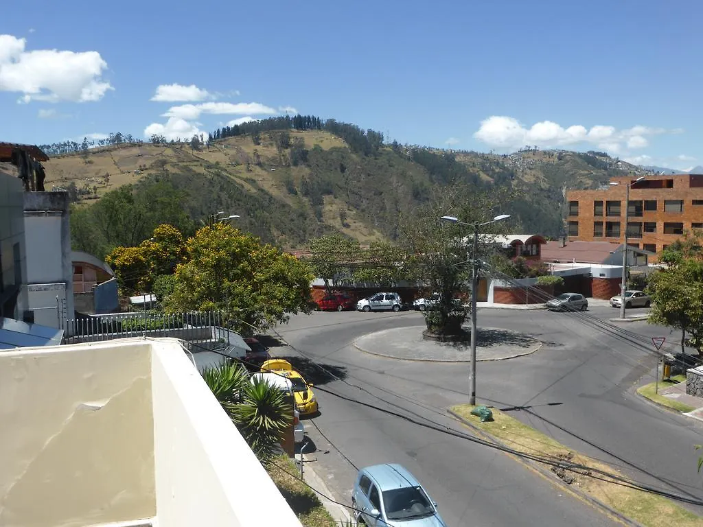 Fully Equipped Appartment In Quito Centre